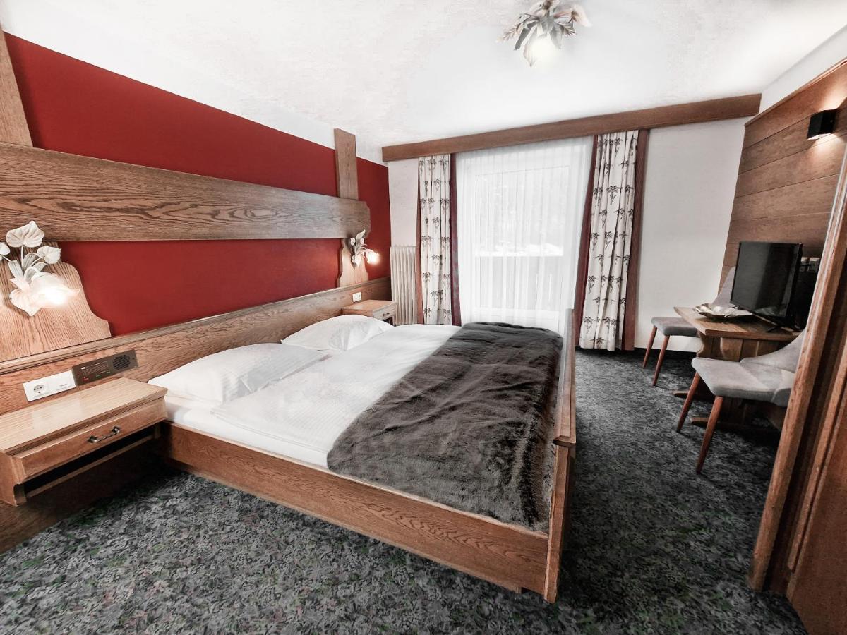 Hotel Laerchenhof Kaunertal Eksteriør billede