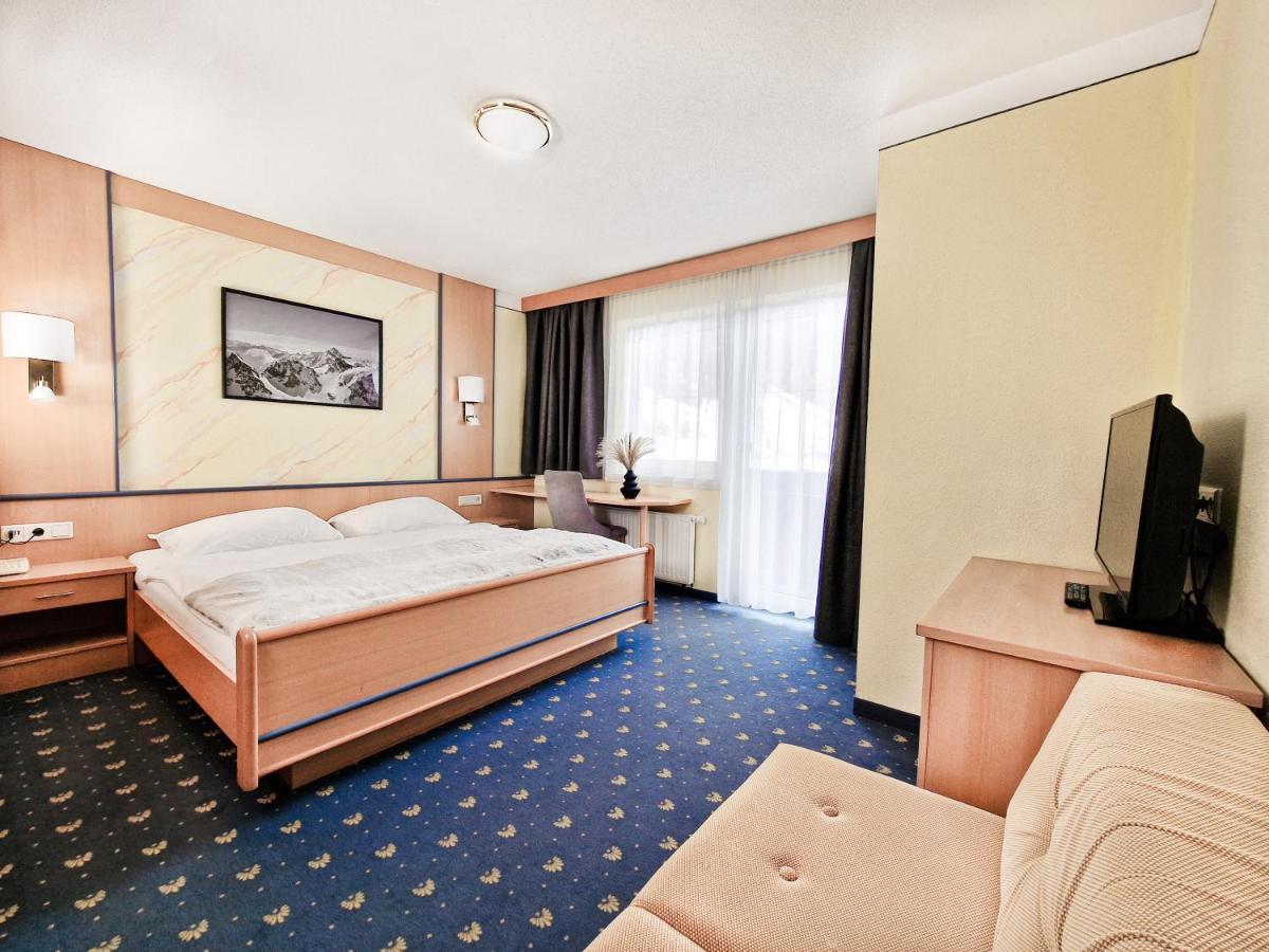 Hotel Laerchenhof Kaunertal Eksteriør billede