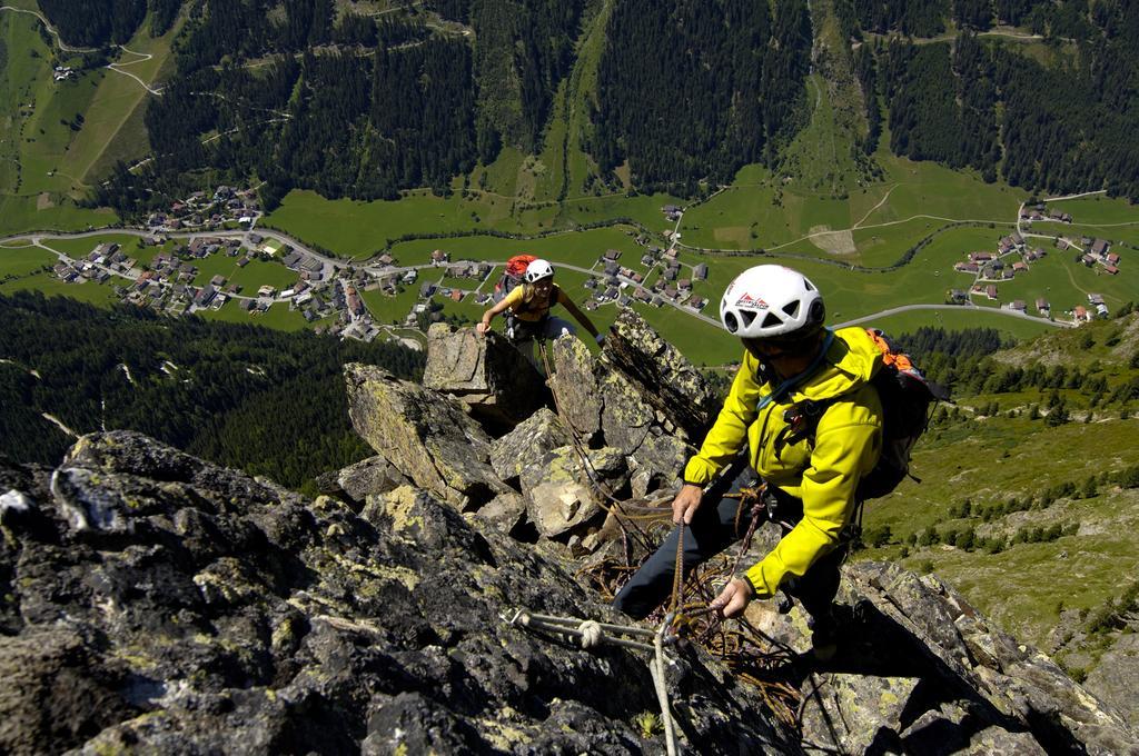Hotel Laerchenhof Kaunertal Eksteriør billede