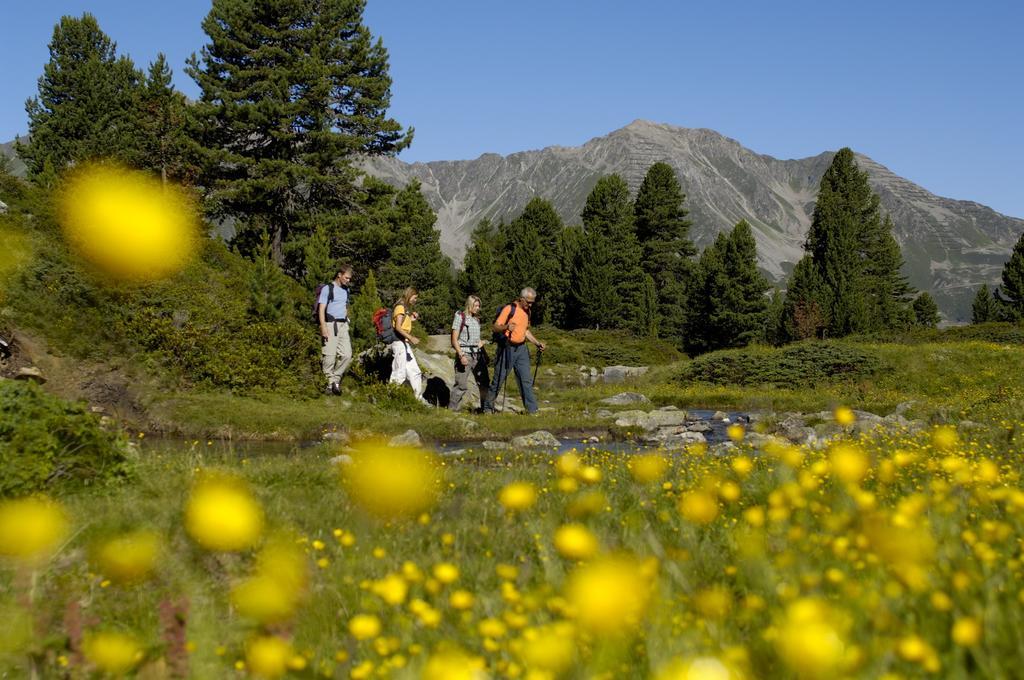 Hotel Laerchenhof Kaunertal Eksteriør billede