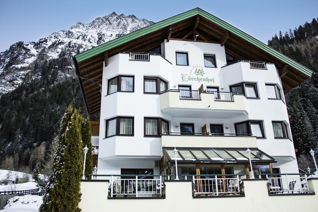 Hotel Laerchenhof Kaunertal Eksteriør billede